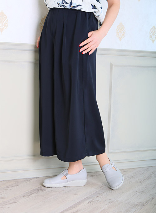 ビューウォーク 4E オパンケ厚底Tストラップシューズ