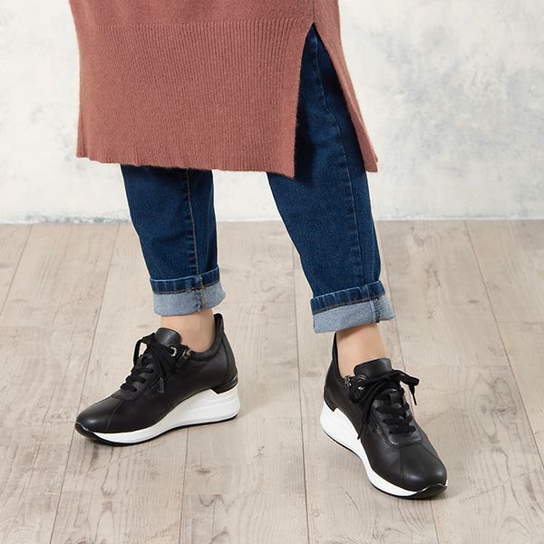 スタイルアップウェッジスニーカー | 【Beaufort】ビューフォート公式